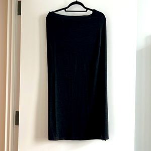 Stretchy, long skirt with Slit